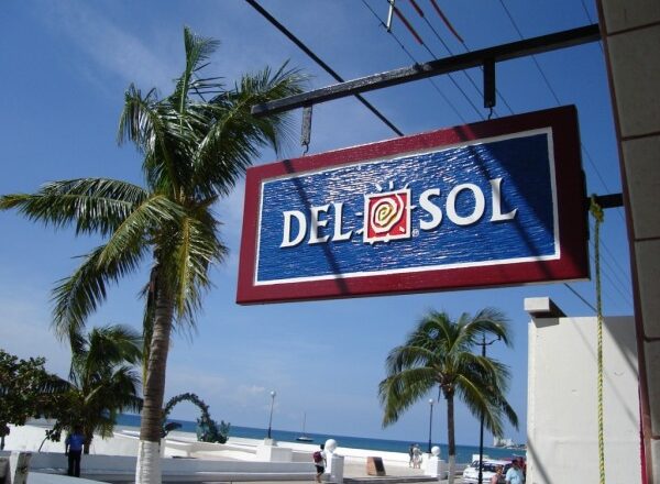 Del Sol Cozumel Store Sign