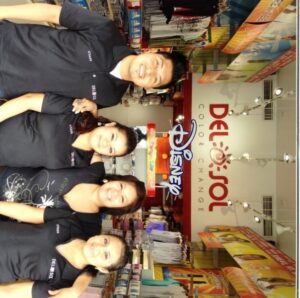 Del Sol Cancun Mexico Store Staff